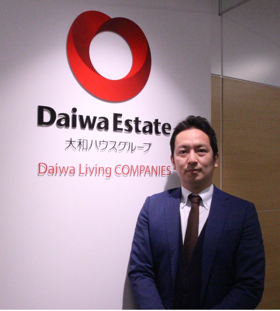 草場　泰介